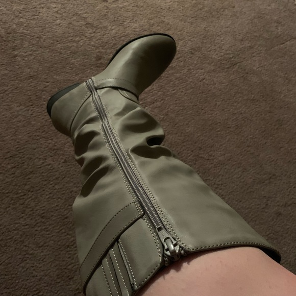 Route 66 Knee High Boots Light Gray sz 8M - Picture 12 of 14